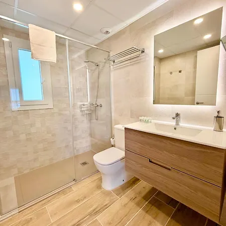 Mtr - 511 Temporary Rent 3 Bed *